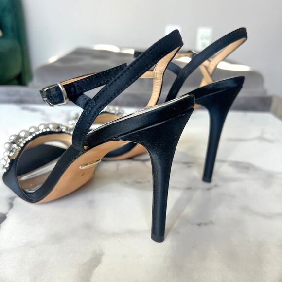NEW Badgley Mischka Odelia Black Embellished Evening Sandal Heel Size 8 - Picture 7 of 10